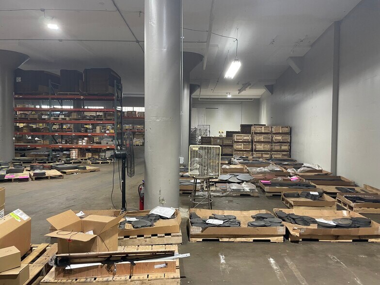 More Photos Of 1531 Tremont St, Cincinnati Manufacturing For Sale