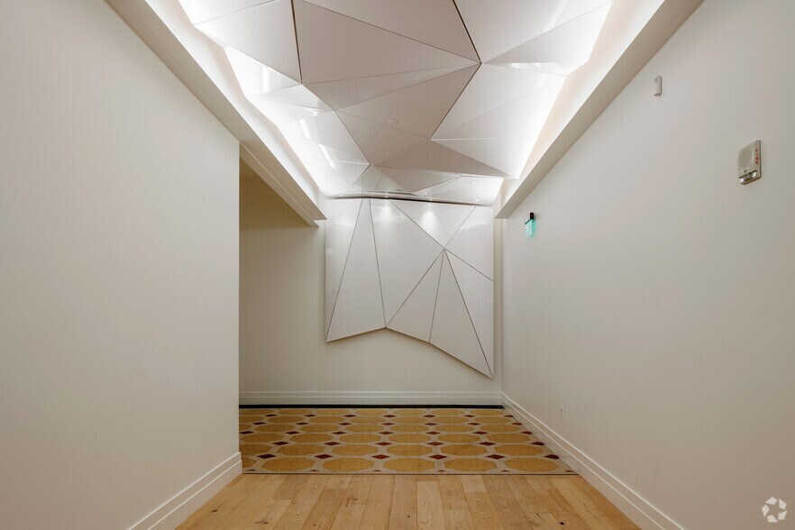 More Photos Of 821 17th St, Denver Office For Sale