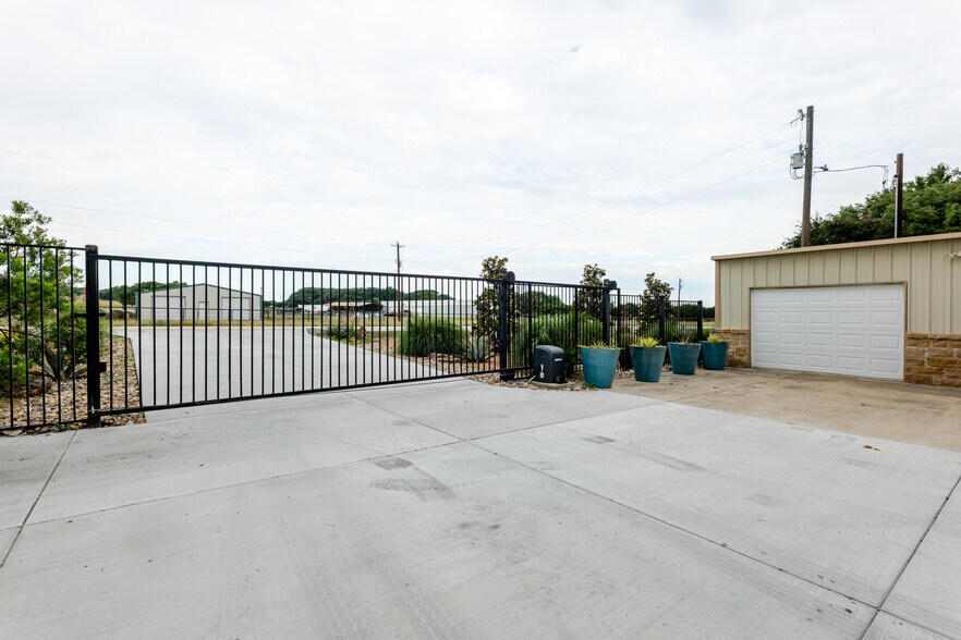 More Photos Of 5133 Pyramid Blvd, Fort Worth Land For Lease