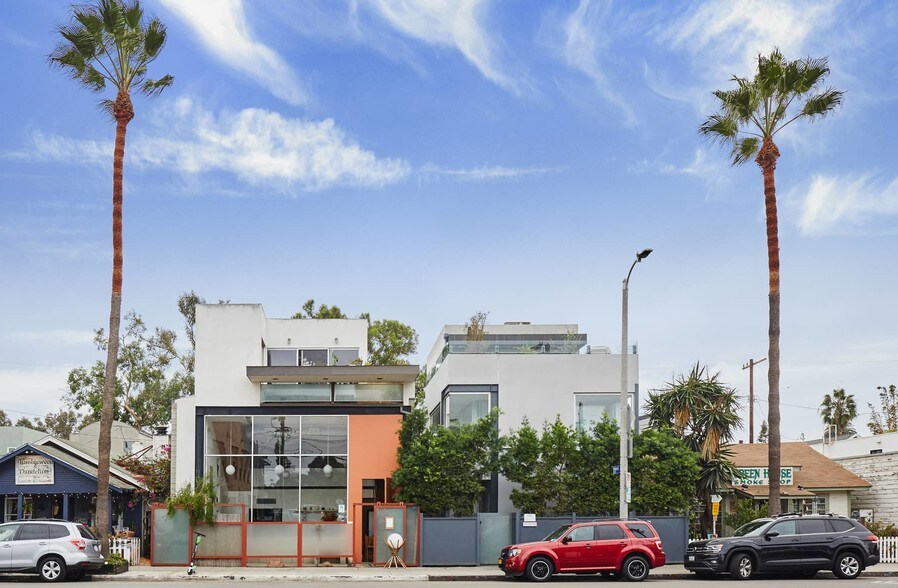 More Photos Of 1432-1434 Abbot Kinney Blvd, Venice Storefront Retail Office For Lease