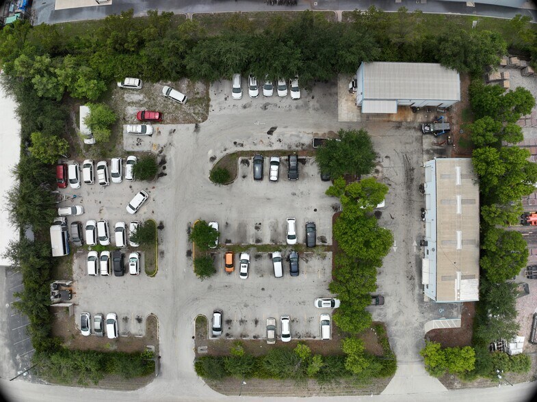 More Photos Of 3252 Palm Ave, Fort Myers Service For Lease