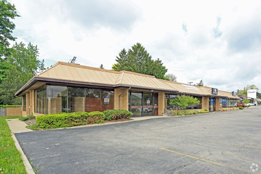 More Photos Of 28945-28997 Woodward Ave, Berkley Unknown For Lease