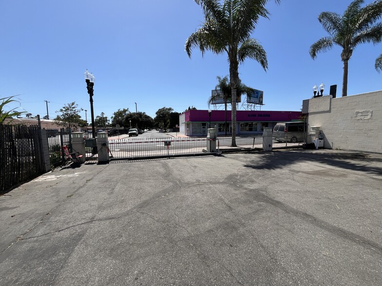 More Photos Of 1325 S Main St, Santa Ana Land For Lease