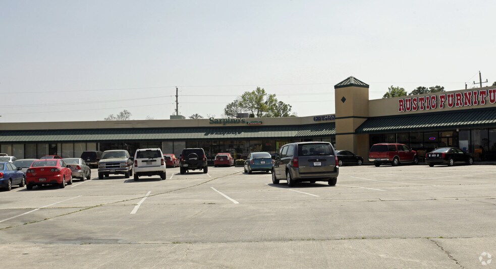 More Photos Of 5300-5366 E FM 1960 Rd, Humble Storefront For Lease