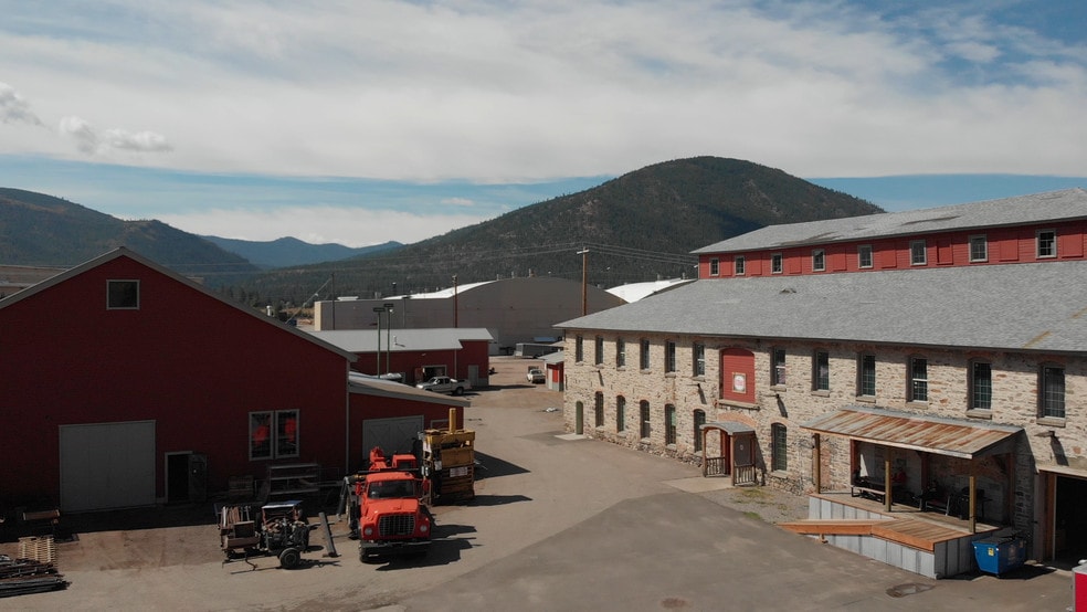 More Photos Of 9257 Bonner Mill Rd, Missoula Warehouse For Lease