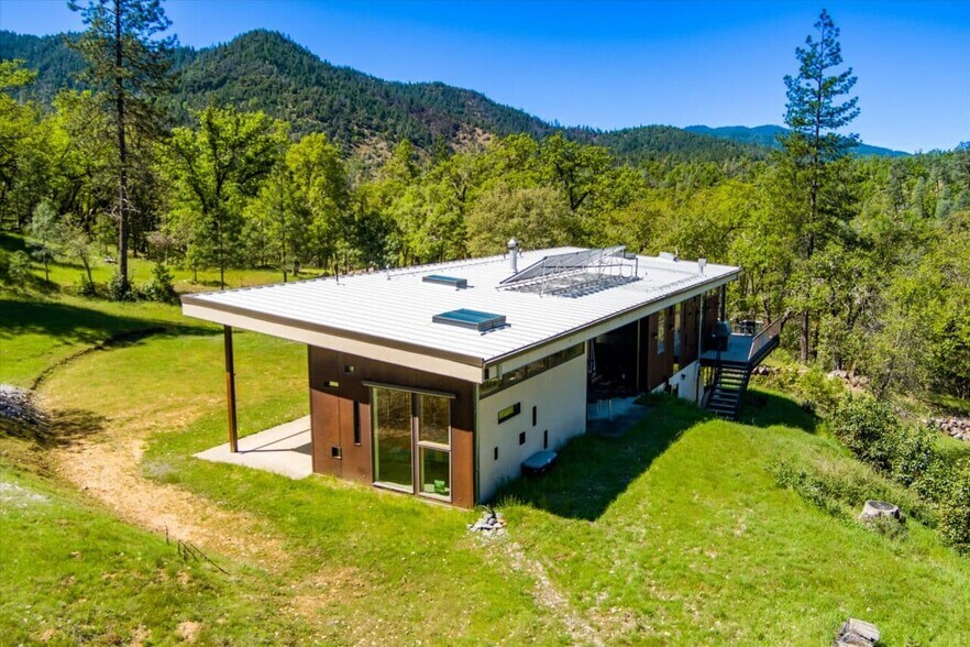 More Photos Of 6691 Reading Creek Rd, Douglas City Land For Sale