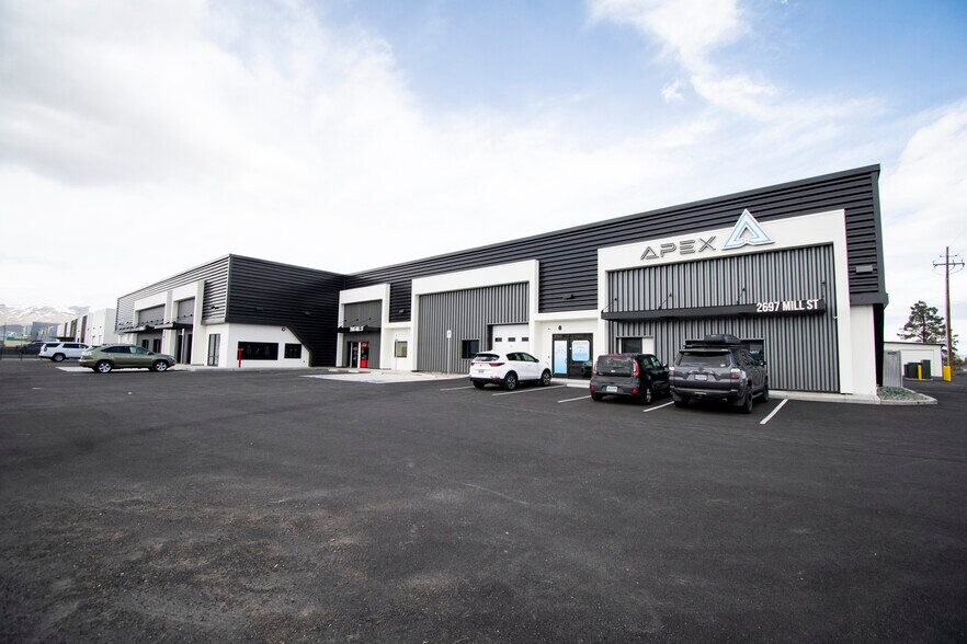 More Photos Of 2675-2697 Mill St, Reno Warehouse For Lease