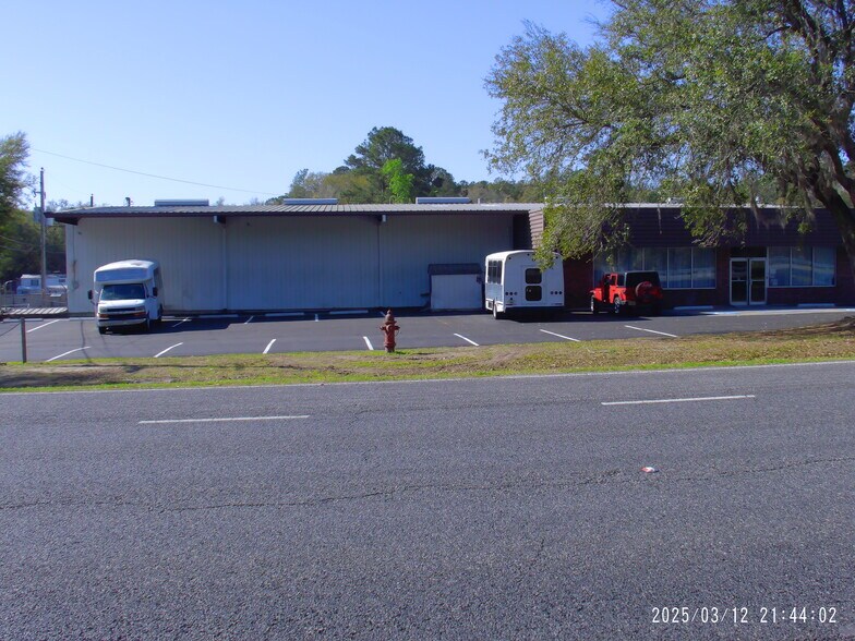 More Photos Of 25040-25058 Blue Star hwy, Quincy Industrial For Lease