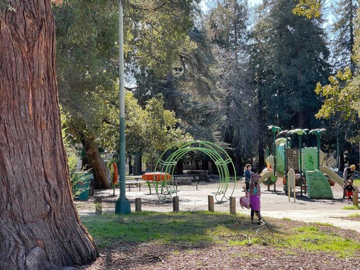 More Photos Of 2240-2242 Macarthur Blvd, Oakland Apartments For Sale