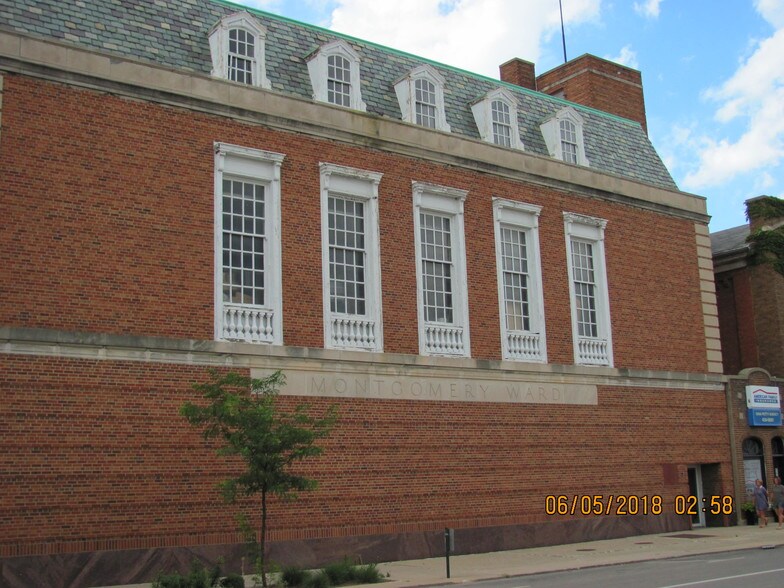 More Photos Of 800 La Salle St, Ottawa Office For Lease