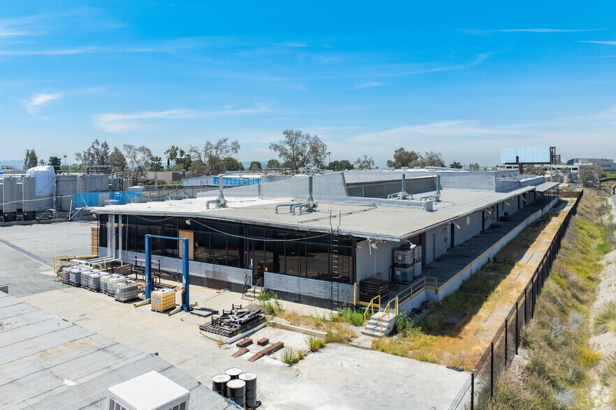 More Photos Of 1061 W 5th St, Azusa Warehouse For Sale