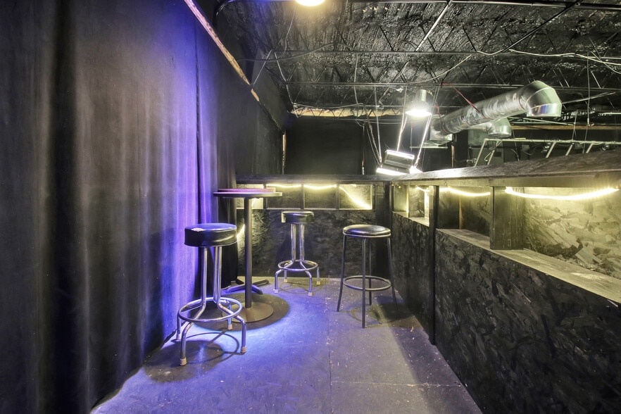 More Photos Of 7716 N Main St, Jonesboro Freestanding For Sale