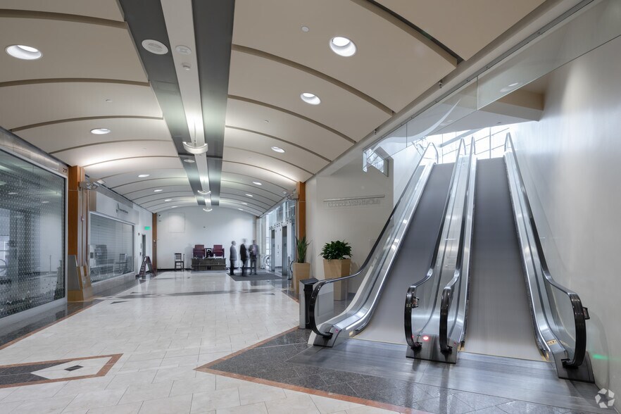 More Photos Of 1200 17th St, Denver Office For Lease