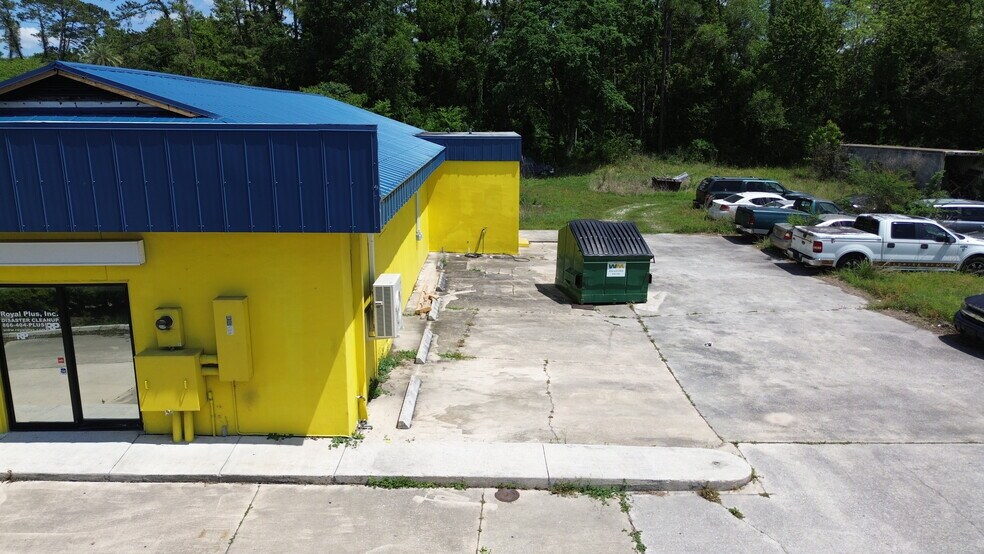 More Photos Of 569 Blanding Blvd, Orange Park Freestanding For Sale