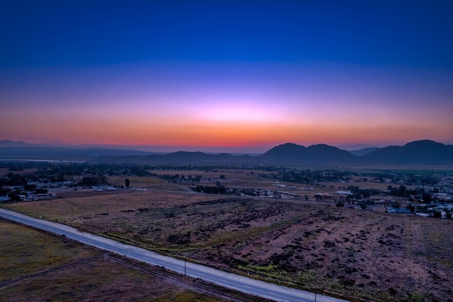 More Photos Of 0 Gibson Ave & Montgomery ave, Nuevo Land For Sale