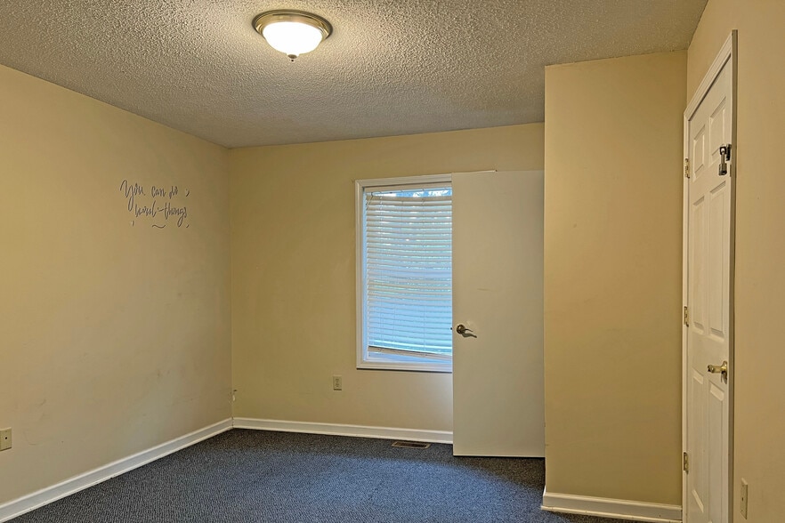 More Photos Of 1117 Brookhaven Rd, Franklin Assisted Living For Sale