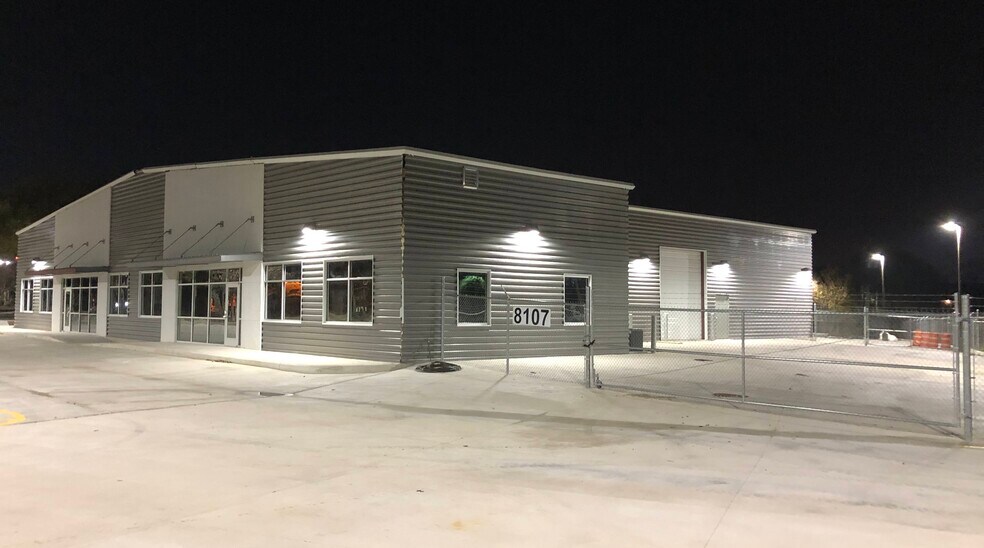More Photos Of 8107 Interchange Pky, San Antonio Light Distribution For Lease