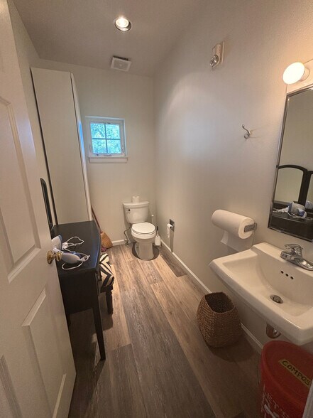 More Photos Of 1530 Lee Hill Rd, Boulder Office For Sale