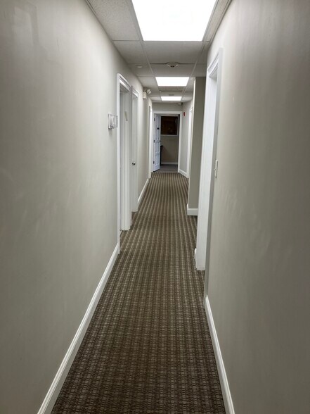 More Photos Of 131 Main St, East Rockaway General Retail For Sale