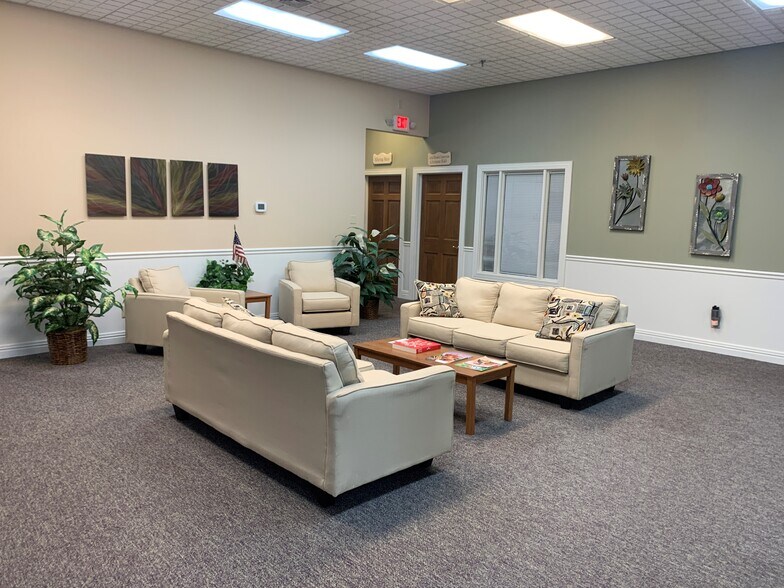 More Photos Of 401 E Louther St, Carlisle Office For Lease