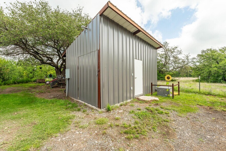 More Photos Of 675 County Road 497, Dublin Winery Vineyard For Sale