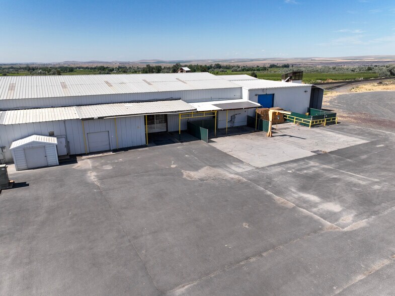 More Photos Of 34075 E Walls Rd, Hermiston Food Processing For Lease