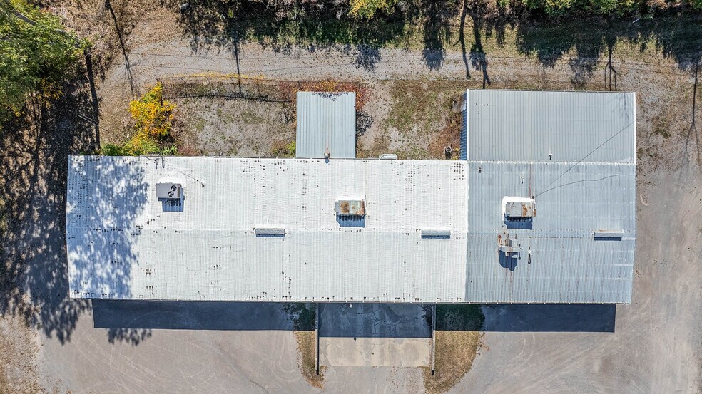 More Photos Of 8 Apollo Dr, Batavia Warehouse For Lease