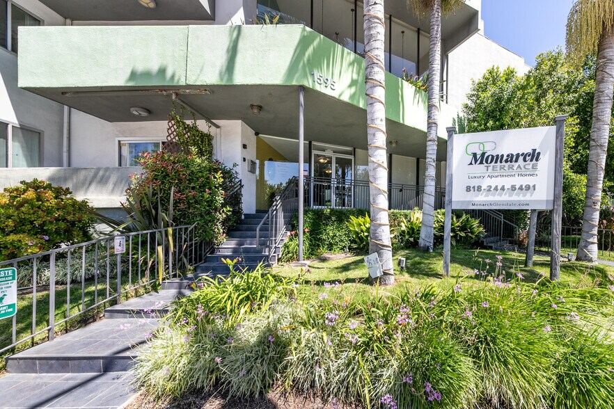 More Photos Of 1595 E Chevy Chase Dr, Glendale Apartments For Sale