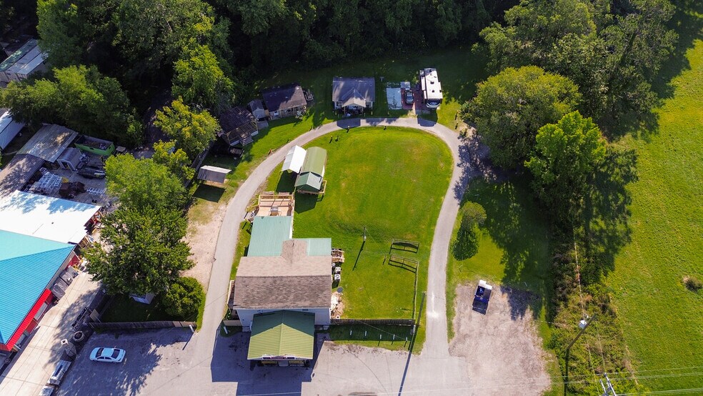 More Photos Of 3297 US 17 Hwy, Green Cove Springs Bar For Sale