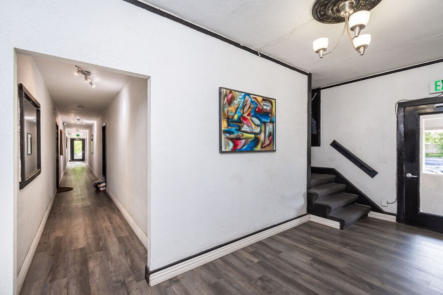 More Photos Of 2226-2230 Sutterville Rd, Sacramento Apartments For Sale