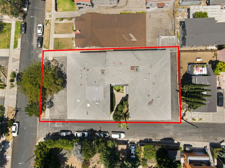 More Photos Of 1350 Edgecliffe Dr, Los Angeles Apartments For Sale