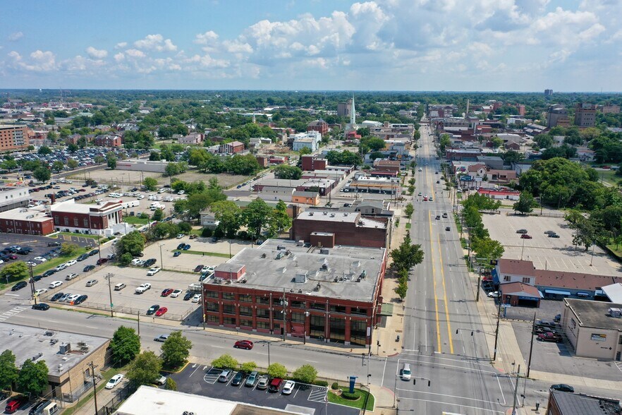 More Photos Of 501-505 E Broadway, Louisville Medical For Lease