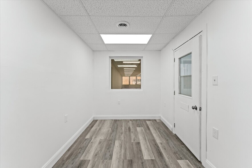 More Photos Of 25611 Van Born Rd, Taylor Freestanding For Sale