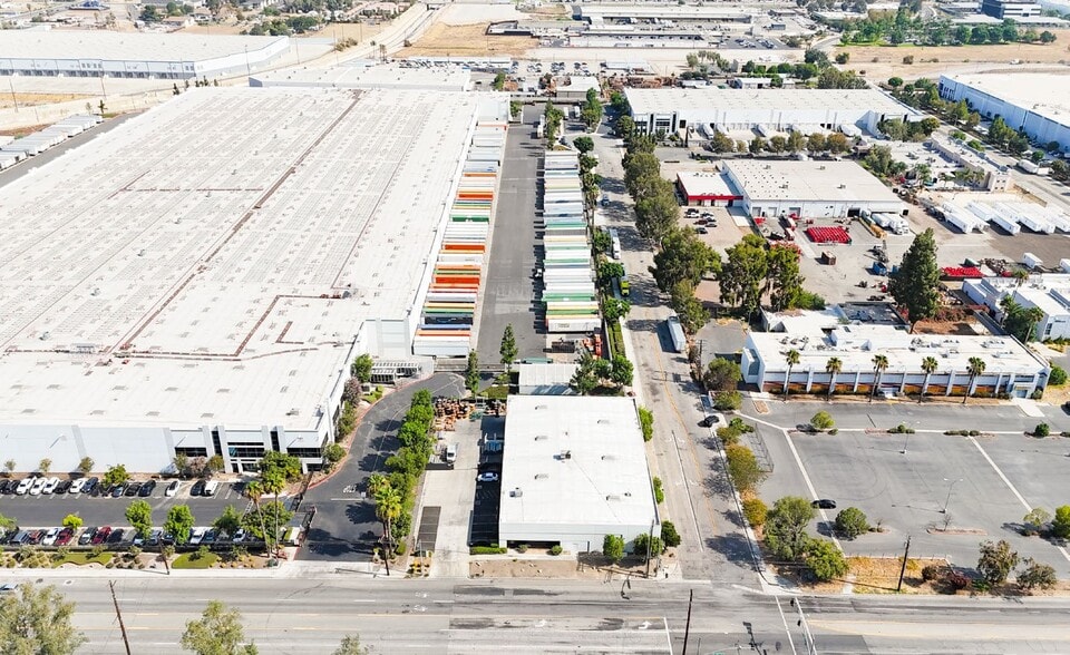 Primary Photo Of 580 E Mill St, San Bernardino Manufacturing For Lease