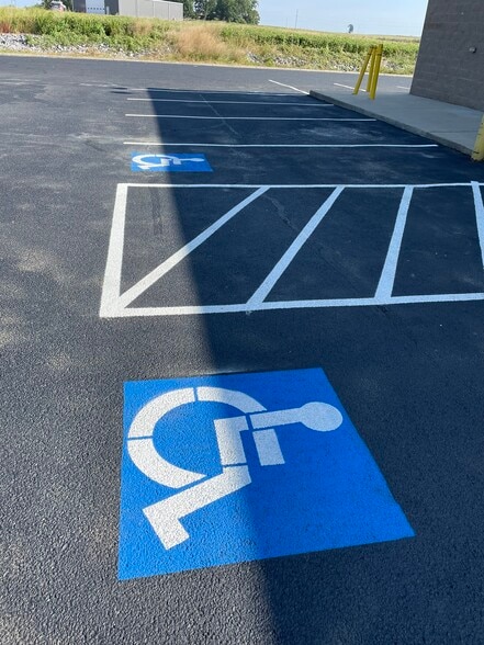 More Photos Of 2735 Moscow Ave, Hickman Freestanding For Lease