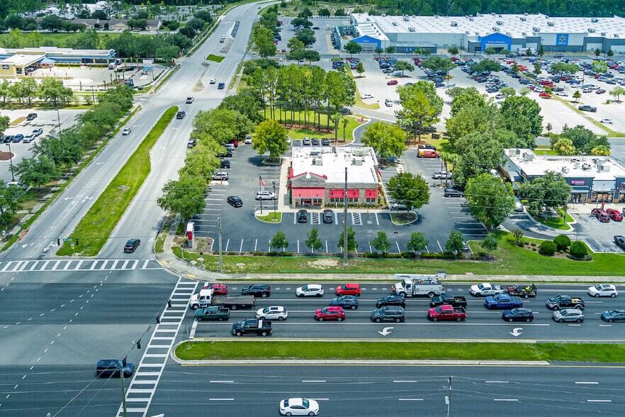 More Photos Of 11300 N 95th Cir, Ocala Restaurant For Sale