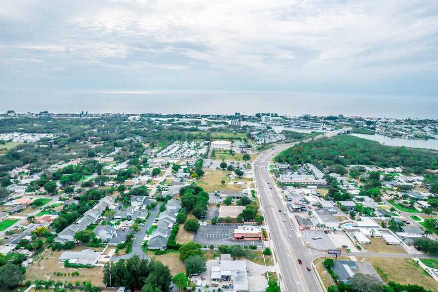 More Photos Of 14100 Walsingham Rd, Largo Storefront Retail Office For Lease