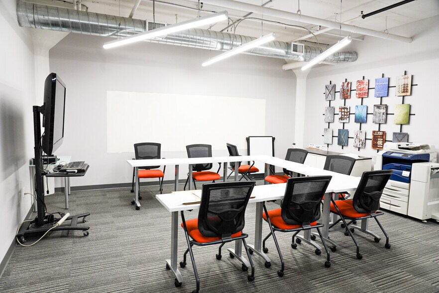More Photos Of 1501 Reedsdale St, Pittsburgh Loft Creative Space For Lease