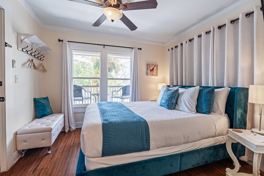 More Photos Of 44 Spanish St, Saint Augustine Hotel For Sale