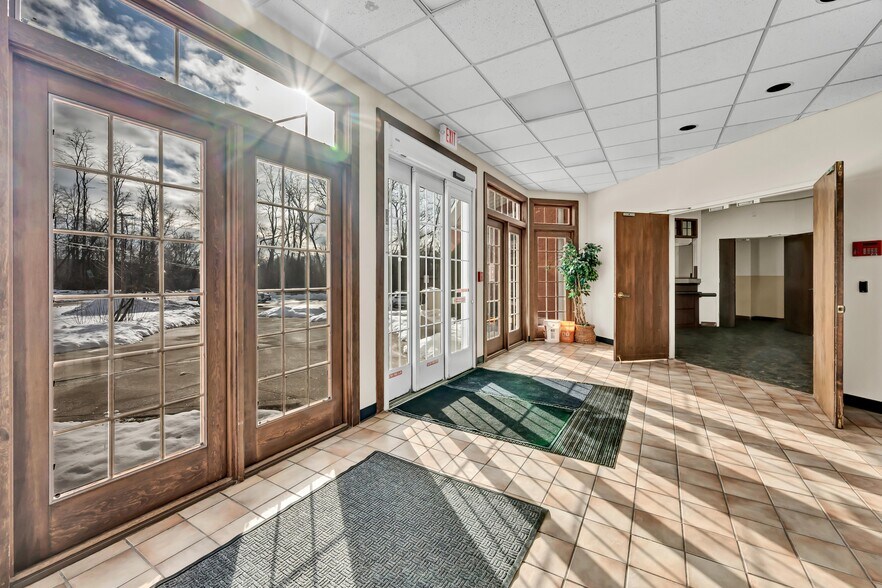 More Photos Of 48 Route 6, Yorktown Heights Medical For Sale