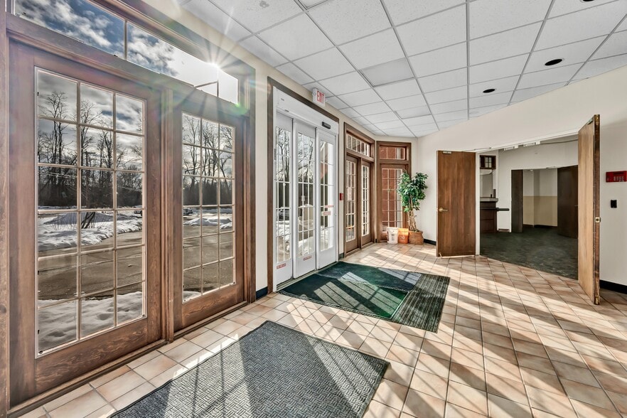 More Photos Of 48 Route 6, Yorktown Heights Medical For Sale