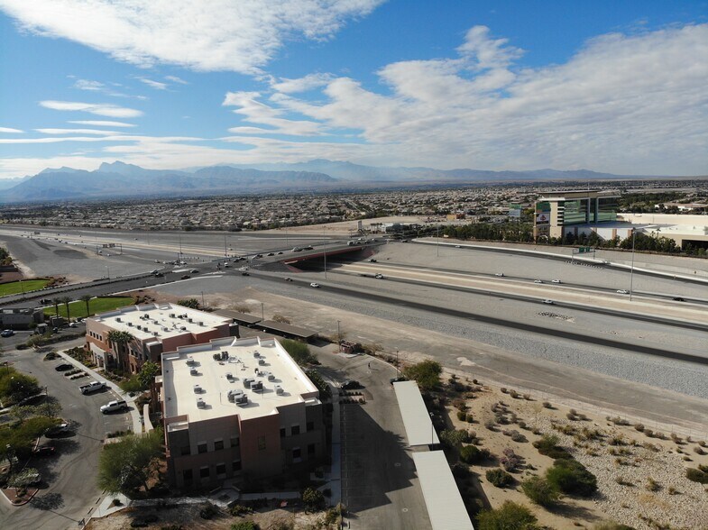 More Photos Of 2550 Nature Park Dr, North Las Vegas Office For Lease