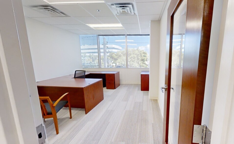 Primary Photo Of 6451 N Federal Hwy, Fort Lauderdale Office For Lease