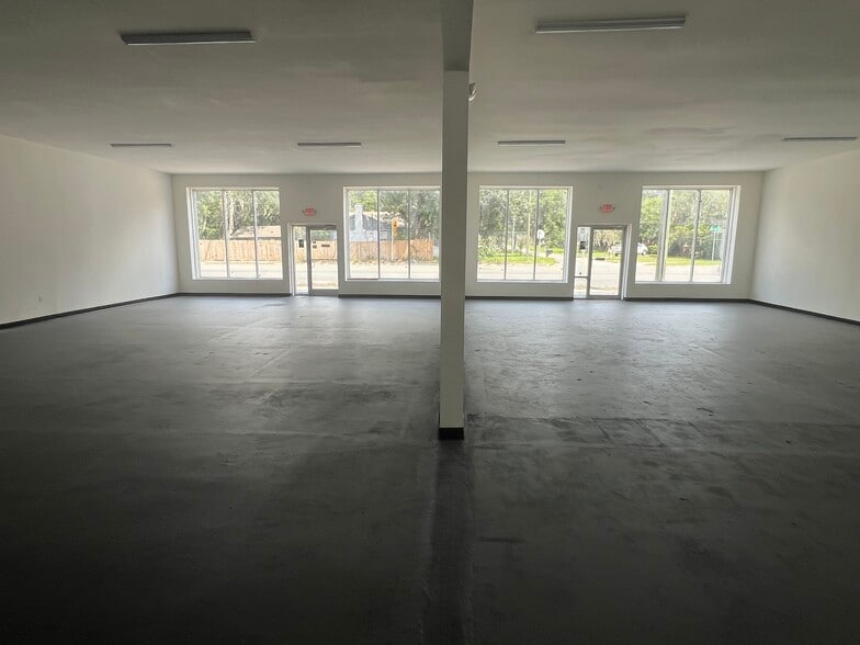 More Photos Of 1044-1050 Cassat Ave, Jacksonville Storefront For Sale