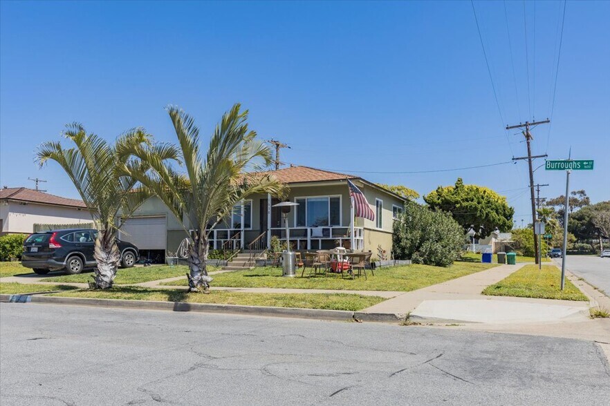 More Photos Of 1634-1638 Burroughs St. & 1633-1637 Moreno St., Oceanside Apartments For Sale