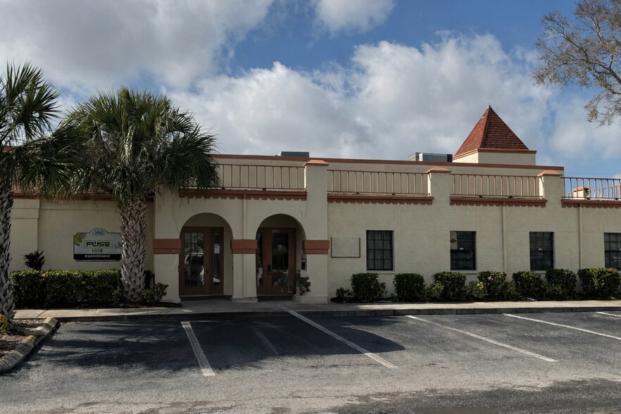 More Photos Of 1684 N Belcher Rd, Clearwater Flex For Lease