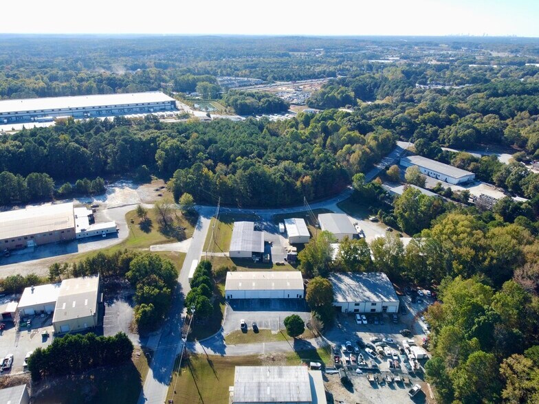 More Photos Of 2380 Rockaway Industrial Blvd, Conyers Light Distribution For Lease