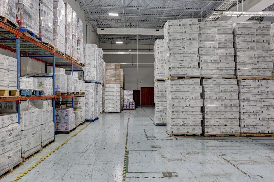 More Photos Of 225 Phillips Blvd, Ewing Flex For Sale