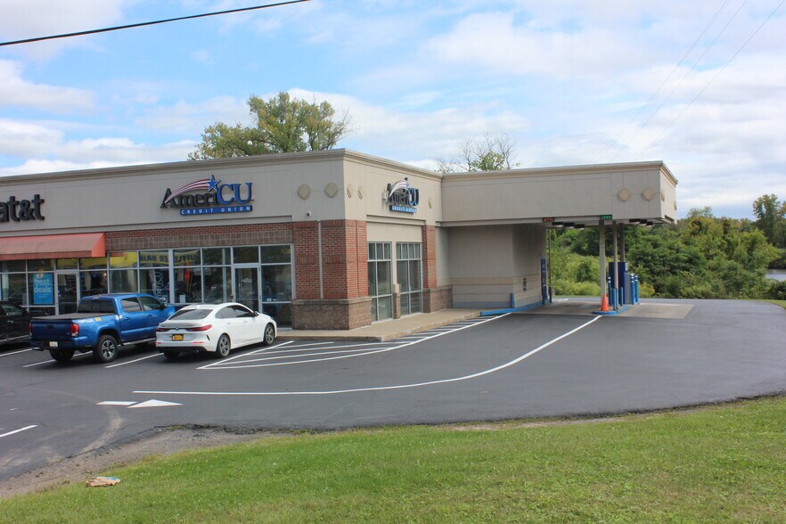 More Photos Of 224 N Genesee St, Utica General Retail For Sale