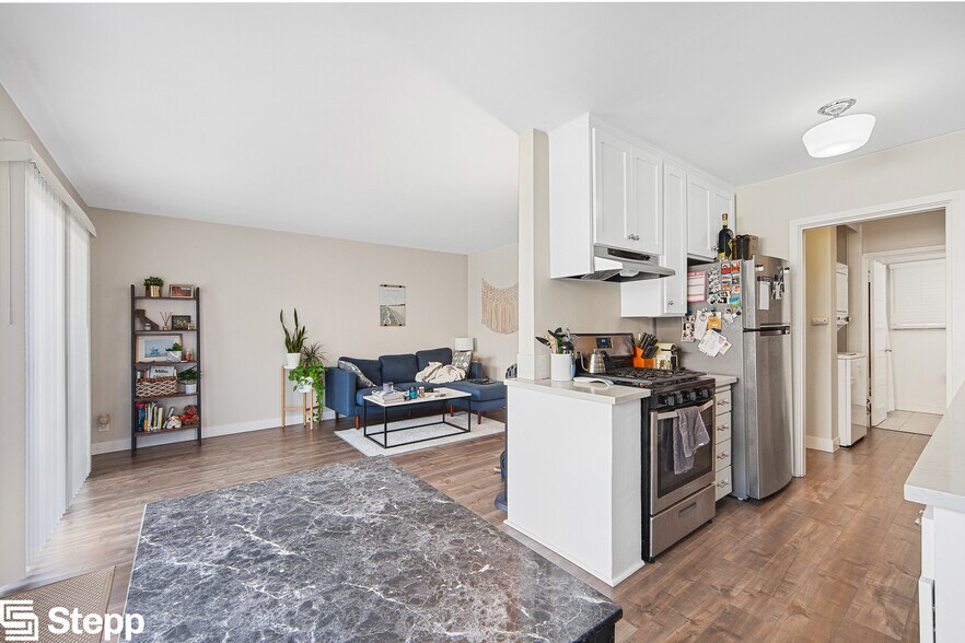 More Photos Of 1142-1148 E 1st St, Long Beach Apartments For Sale